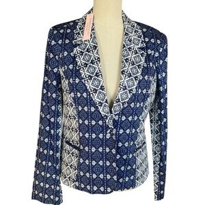 Romeo & Juliet Couture Navy and Cream Blazer NWT  size large tailored quality